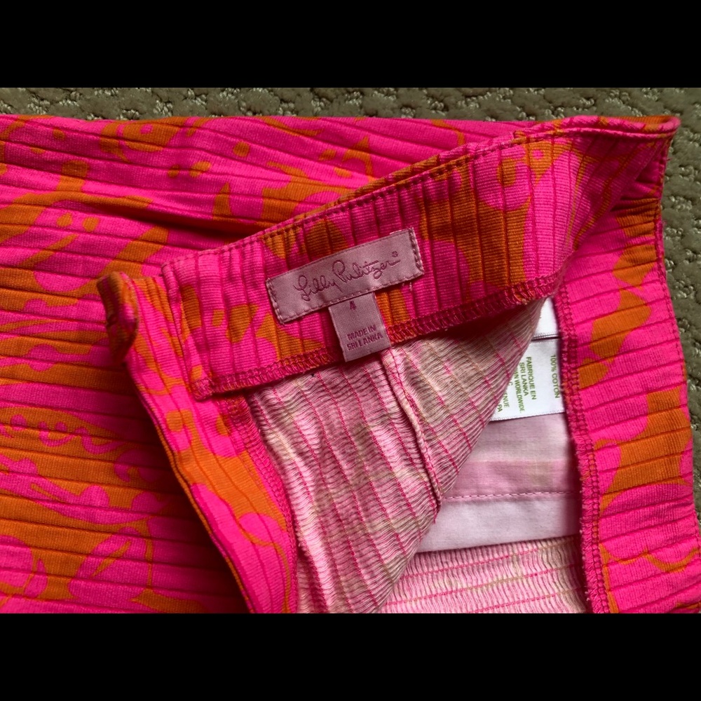 Lilly Pulitzer NWOT Pink Shorts 3” Inseam Size 4 - Picture 3 of 3